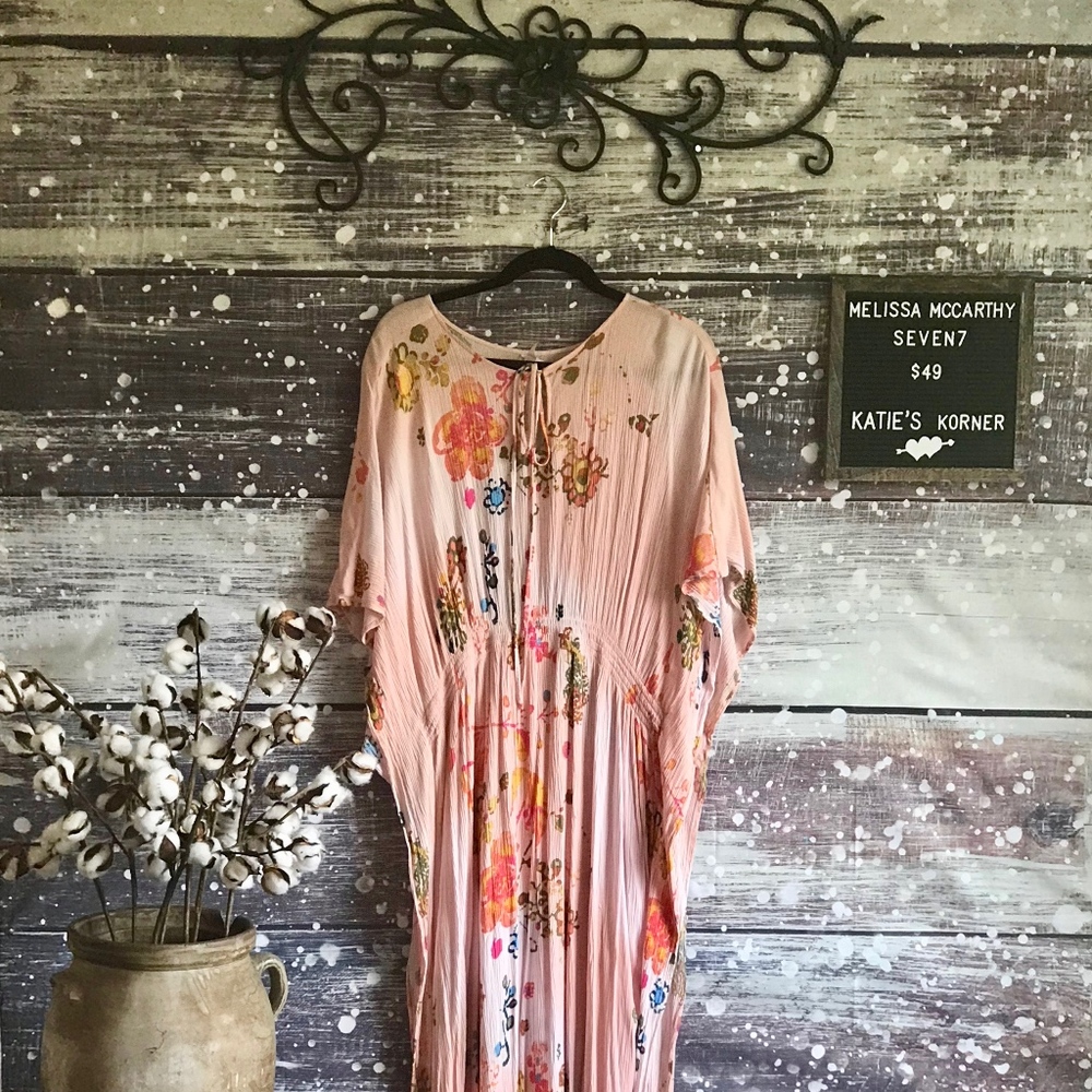 Melissa McCarthy Seven7 Floral Dress